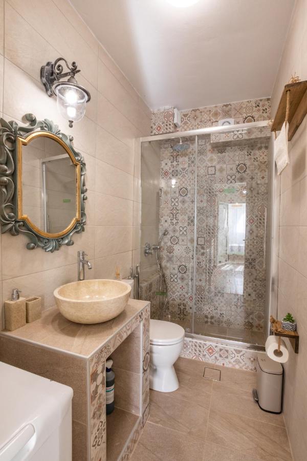Appartamento Avla Luxury Hospitality Karpathos Esterno foto