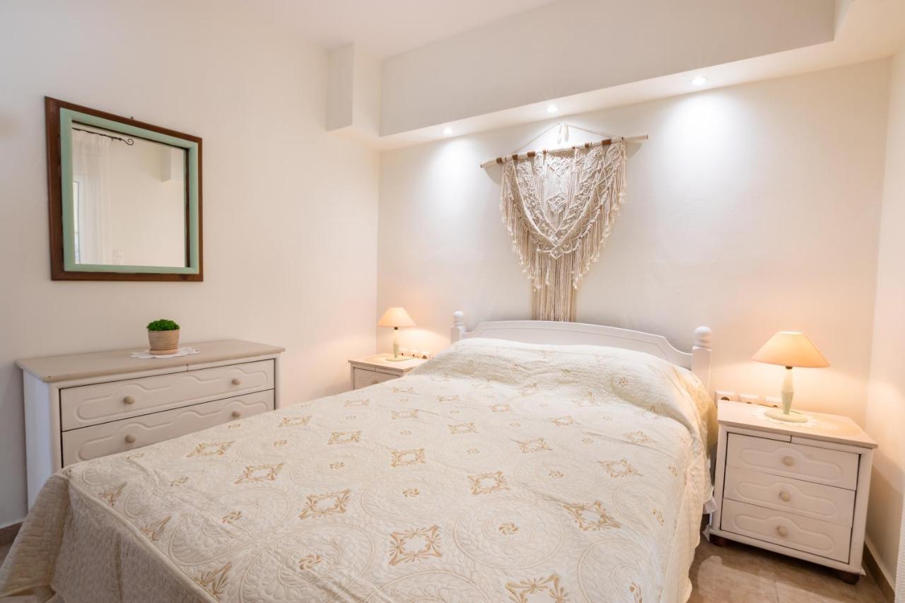 Appartamento Avla Luxury Hospitality Karpathos Esterno foto
